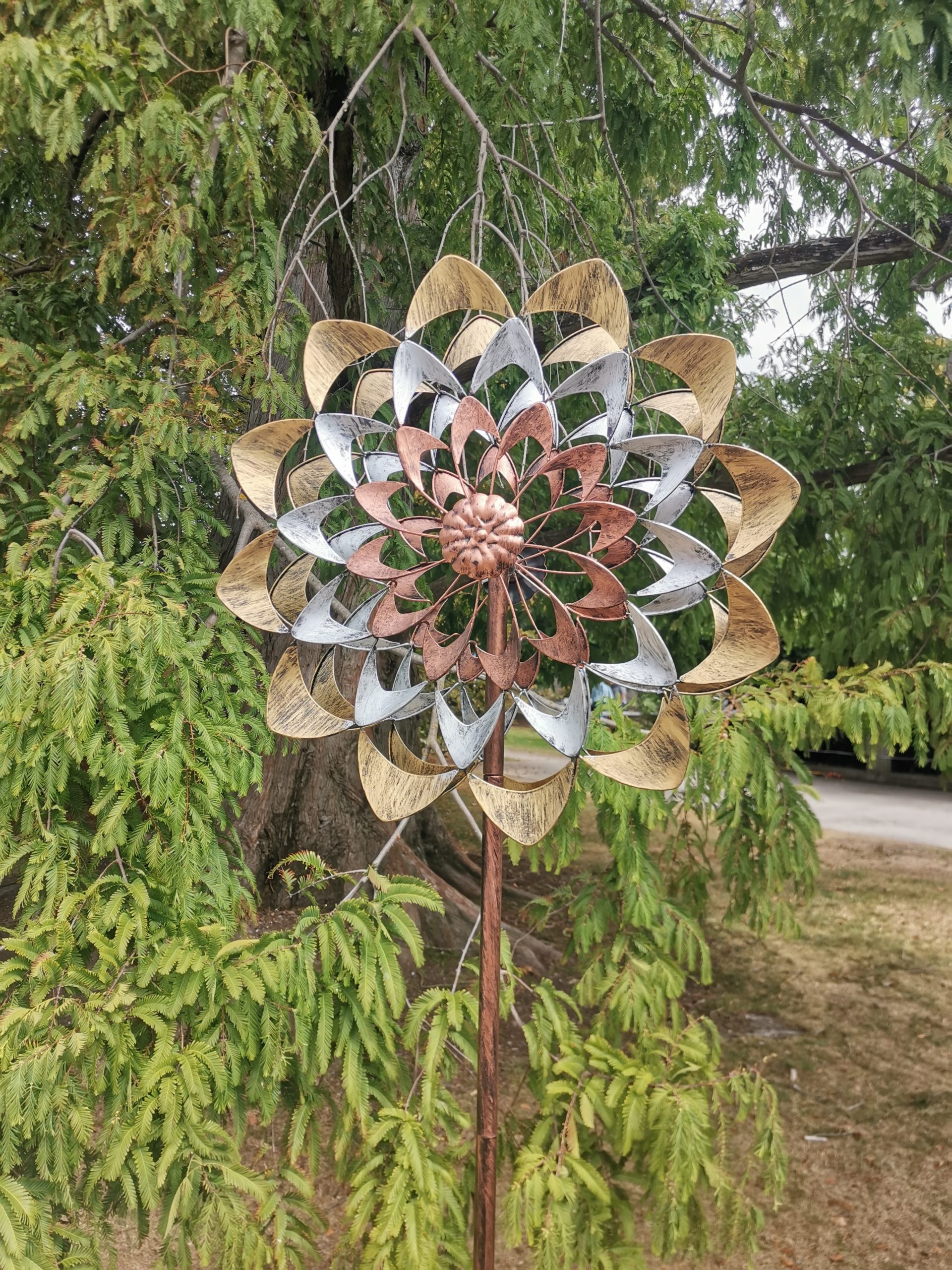 Wind Sculptures Garden Art In Motion